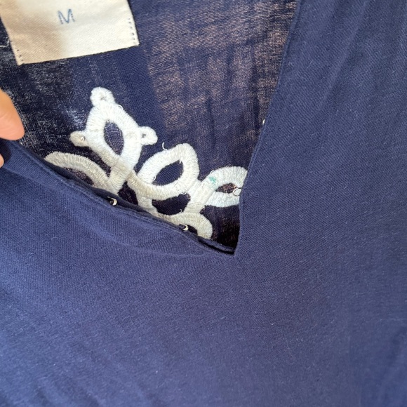 Chic Navy Women's Blouse with Embroidery - Picture 5 of 6